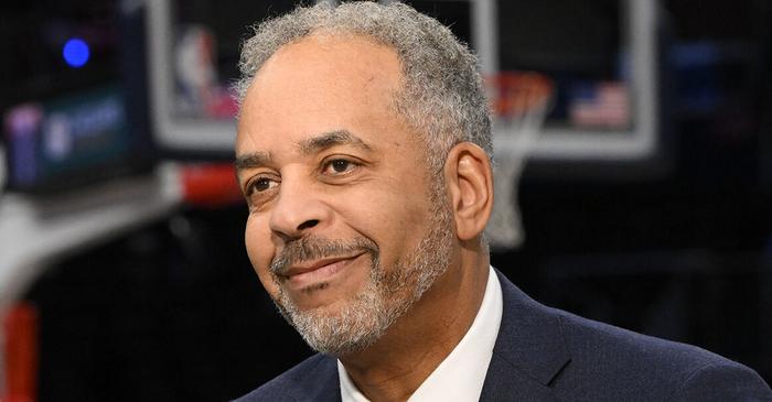 老库里：西部的竞争太激励 勇士的争冠窗口正在关闭