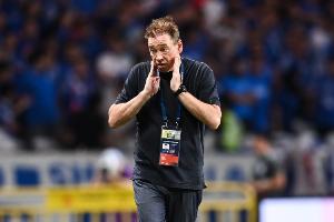 东体：斯卢茨基冒险换人变阵遭反噬，申花争冠已经没有退路